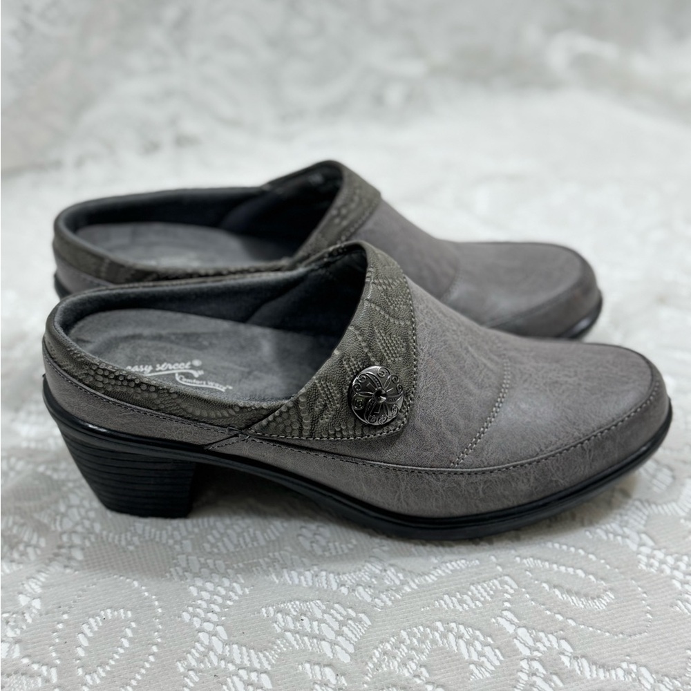 Easy Street Journey Mules Gray Women’s sz 7